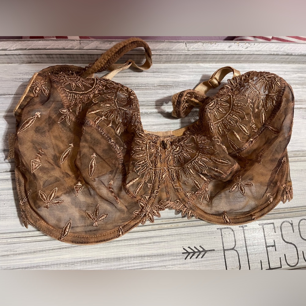 Chantelle animal print bronze sheer embroidered lace bra. Size 32DD - Picture 1 of 4